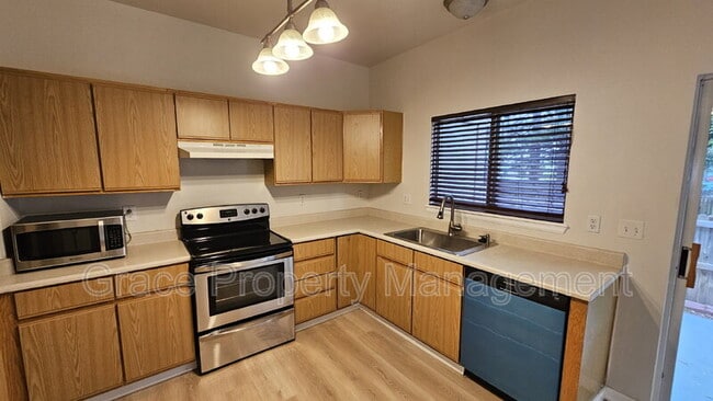 Foto del edificio - 3033 W 107th Pl