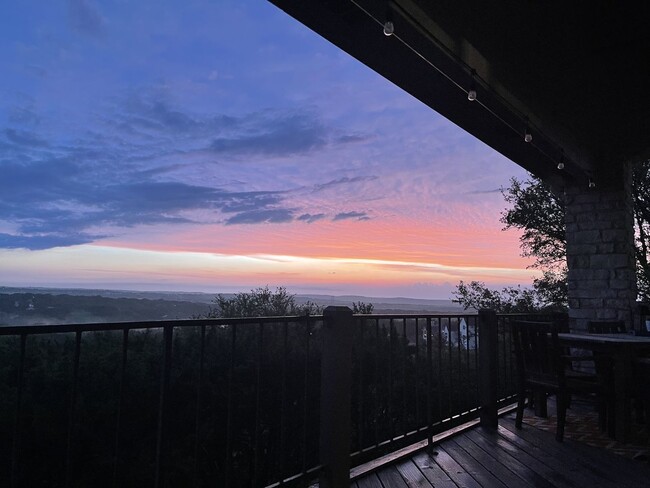 Building Photo - 106 Confidence Cove