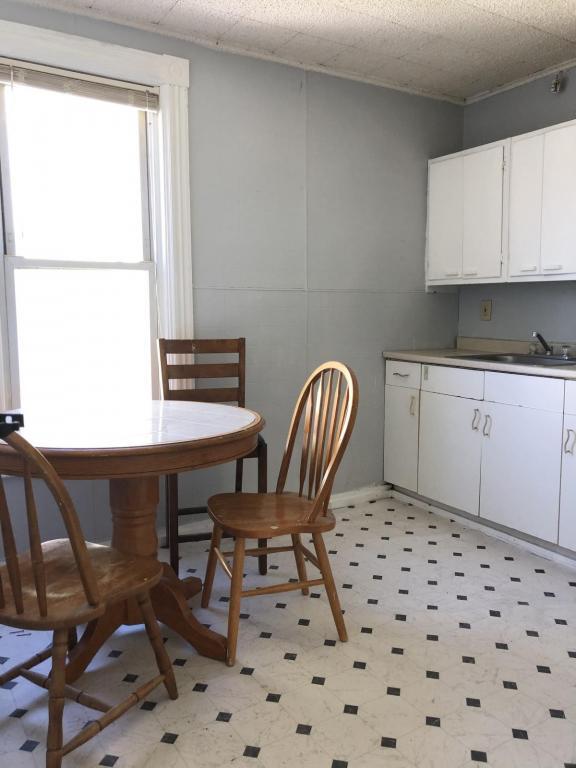 2 2 1/2 Sherman Place, Apt D House Rental in Utica, NY