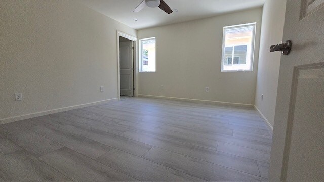 Building Photo - 10929 Hayvenhurst Ave