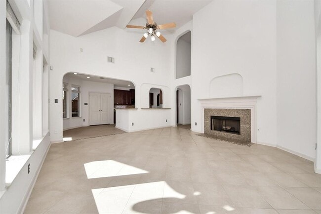 Building Photo - 6423 Middlelake Ct