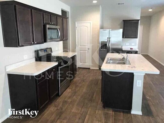 Foto del edificio - 22822 Spruce Summit Trail