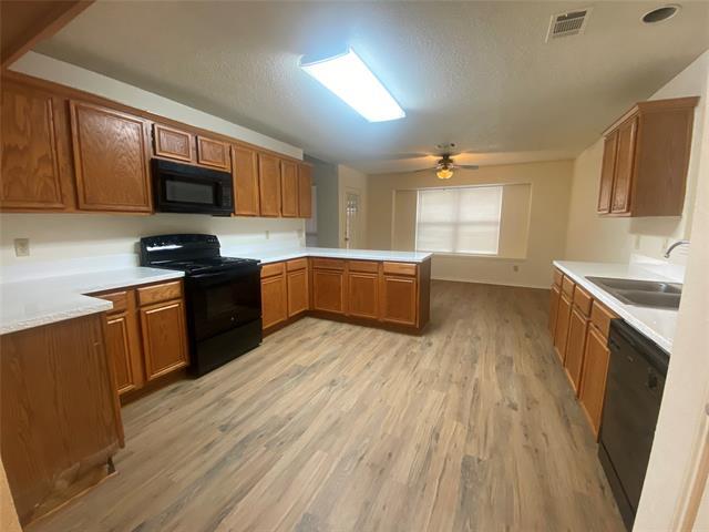 Building Photo - 1227 Reeves Ln