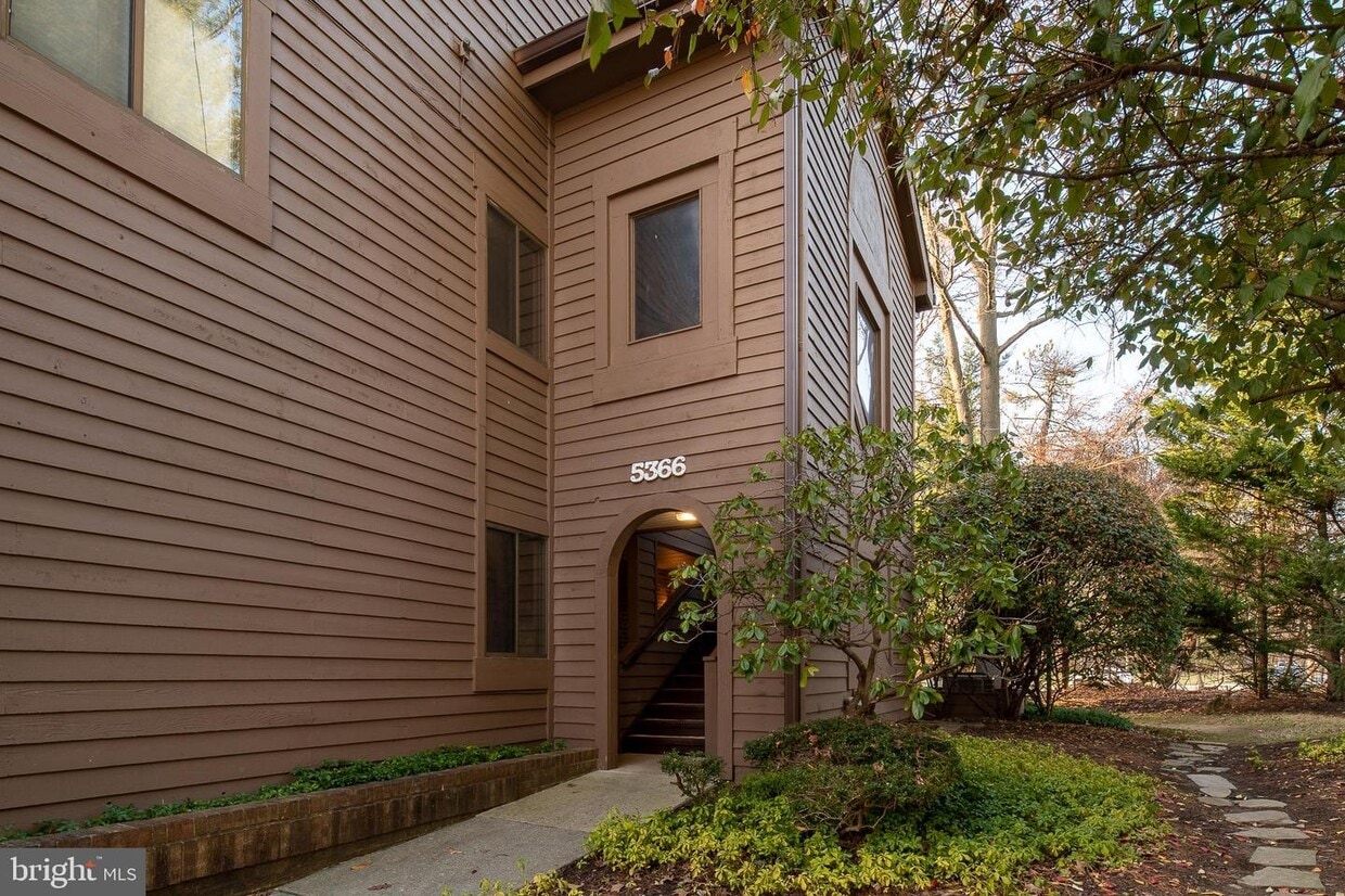 5366 Smooth Meadow Way Unit 2, Columbia, MD 21044 Room for Rent in