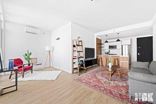 Foto del edificio - 1 bedroom in BROOKLYN NY 11221