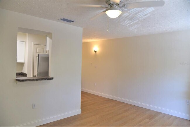 Building Photo - 3111 W Horatio St
