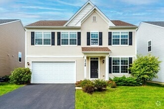 Building Photo - 5798 Oak Ridge Way