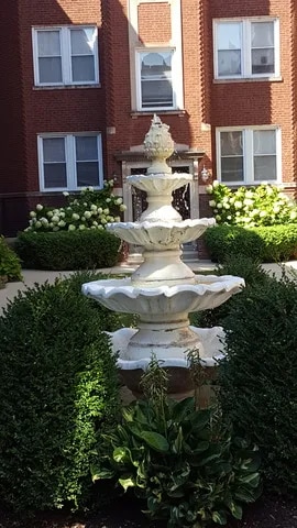 Foto del edificio - 1346.5 W Estes Ave