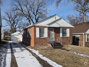 Building Photo - 2224 25th St