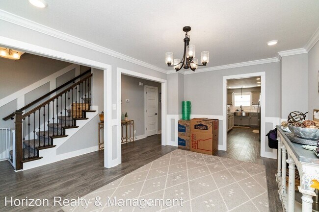 Building Photo - 3 br, 3.5 bath House - 1166 Ewing Way