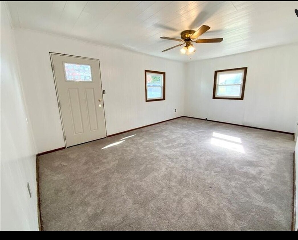 1917 Truman Dr, Aliquippa, PA 15001 House Rental in Aliquippa, PA