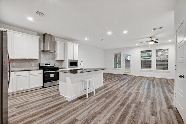 Foto del edificio - 2937 Amherst Mdw Ln