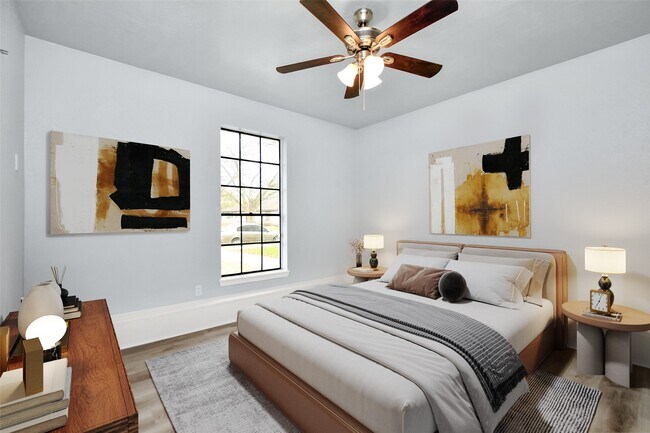 Building Photo - 6411 Hollow Oaks Dr