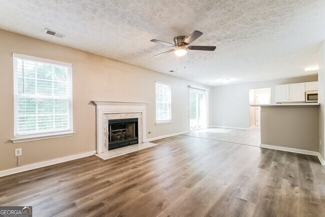 Building Photo - 978 Crestworth Crossing
