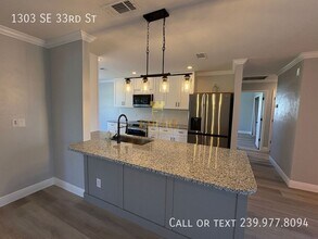 Building Photo - 1303 SE 33rd St