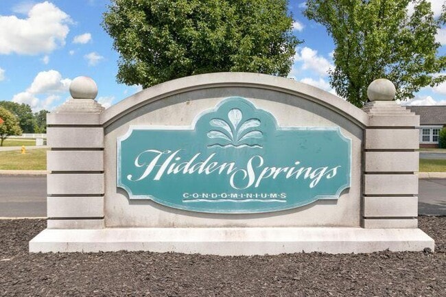 Foto del edificio - 8081 Crane's Crossing Dr