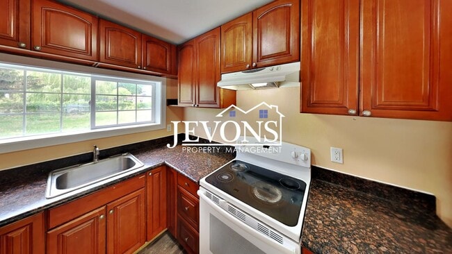 Foto del edificio - 3-bedroom home near Yakima Valley College ...