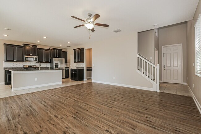 Foto del edificio - 9935 Ivory Dr