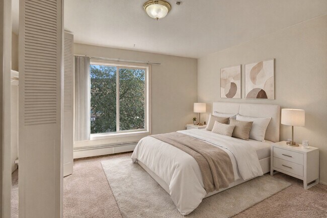Foto del edificio - Castle Apartment Homes