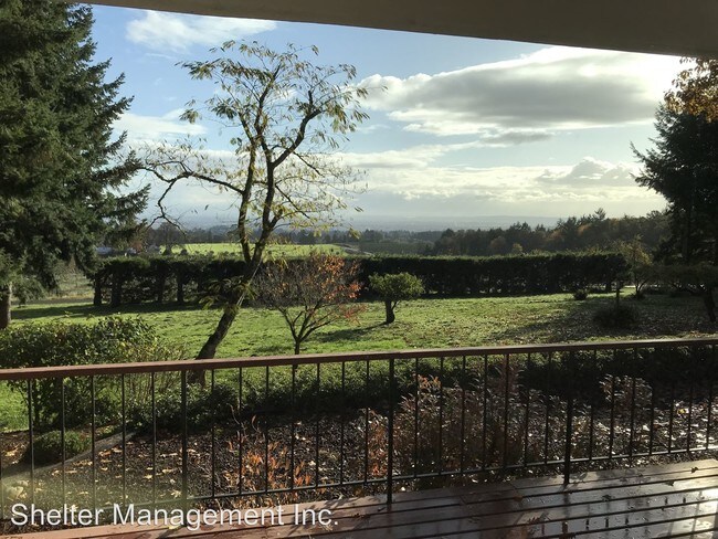 Foto del edificio - 4573 Dahlia Way NW