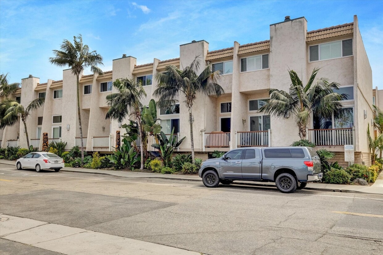 Primary Photo - Would you like to have a Private Community...