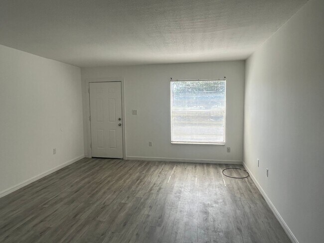Foto del edificio - 7604 Forest City Rd