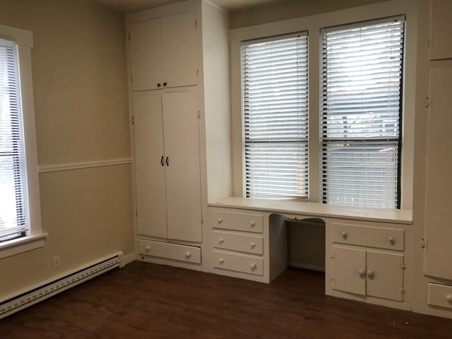 Foto del edificio - 415 NE Howard St