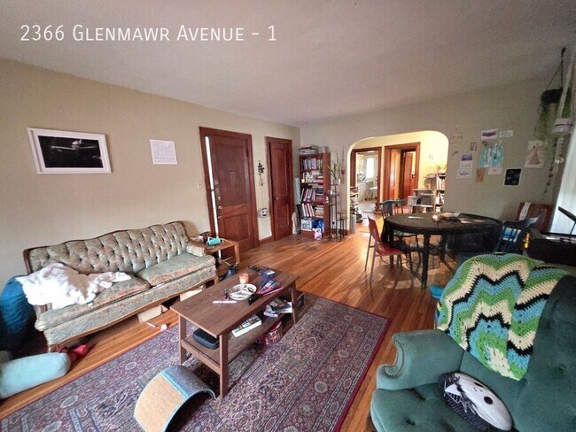 Foto del edificio - 2366 Glenmawr Ave