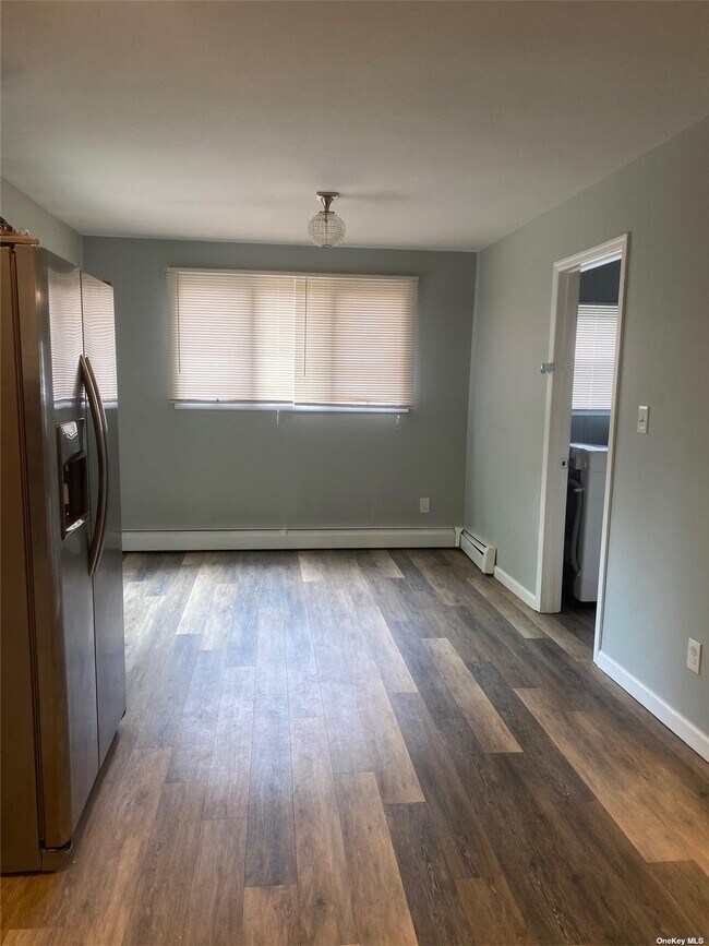 197 Hampton Ave, Mastic, NY 11950 House Rental in Mastic, NY