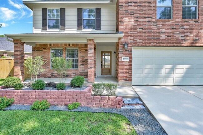 Building Photo - 13410 Hidden Valley Dr