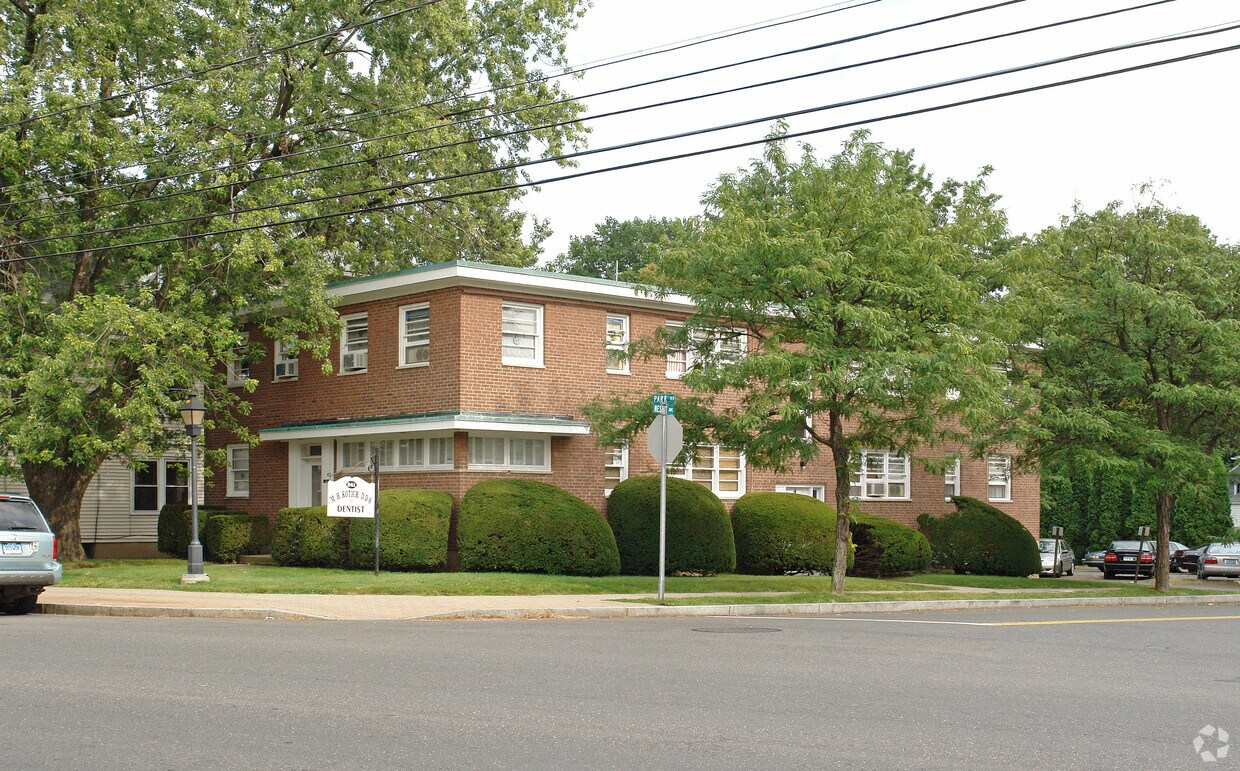 Foto del edificio - 4 Nesbit Ave