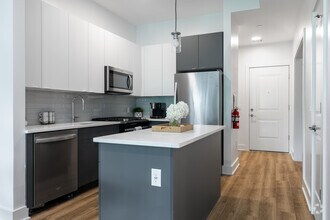 Building Photo - 373 Communipaw Ave