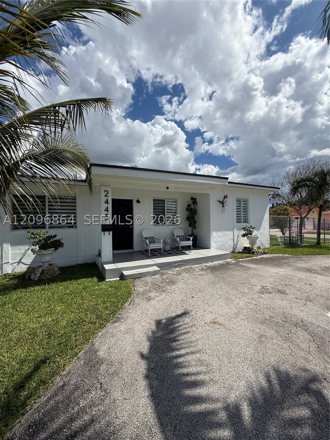 Building Photo - 2445 SW 90th Ave