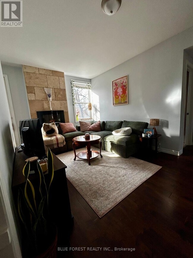 Building Photo - 1 Waverly Pl