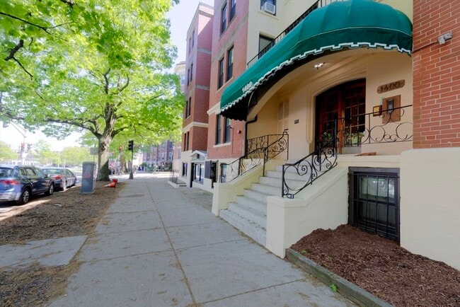 Building Photo - 1400 Commonwealth Ave