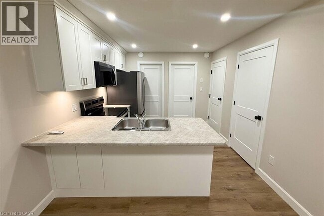 Building Photo - 675 Princess St