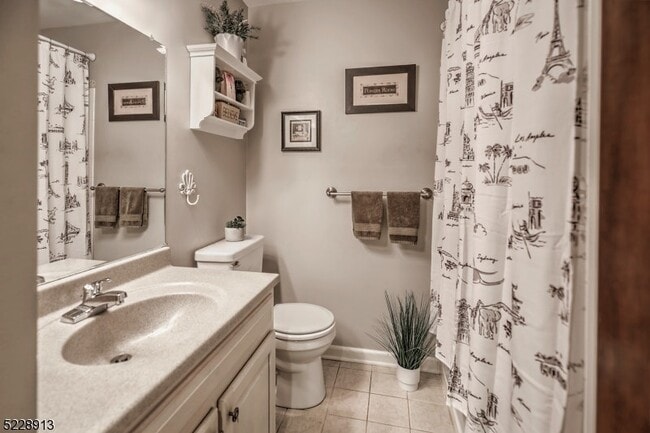 Building Photo - 16 Messig Rd