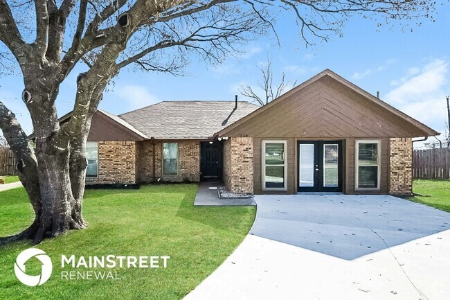 Building Photo - 524 E Lark Ct