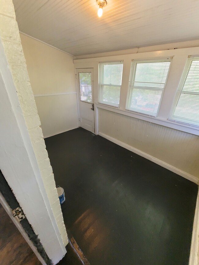 Mudroom Back entry - 352 E 20th Ave