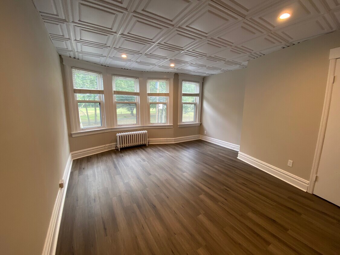 176 Glenwood Ave Unit 2R, Bloomfield, NJ 07003 Apartments in Bloomfield, NJ