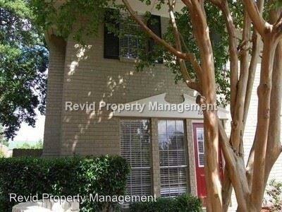 Primary Photo - 2659 Central Ave