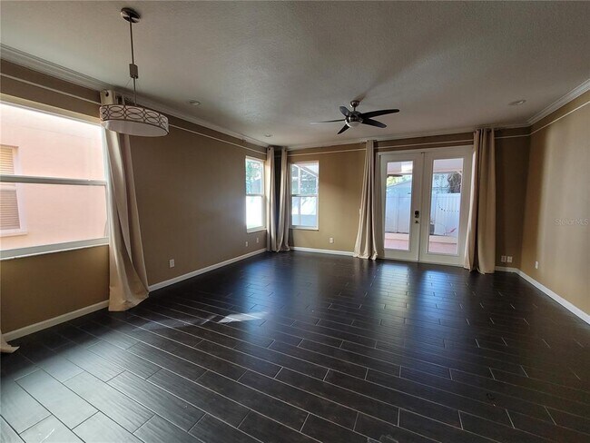 Building Photo - 3109 W San Pedro St