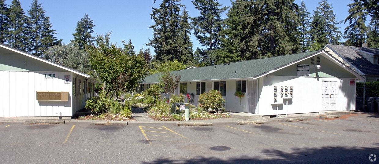 Building Photo - Truaire Apartments