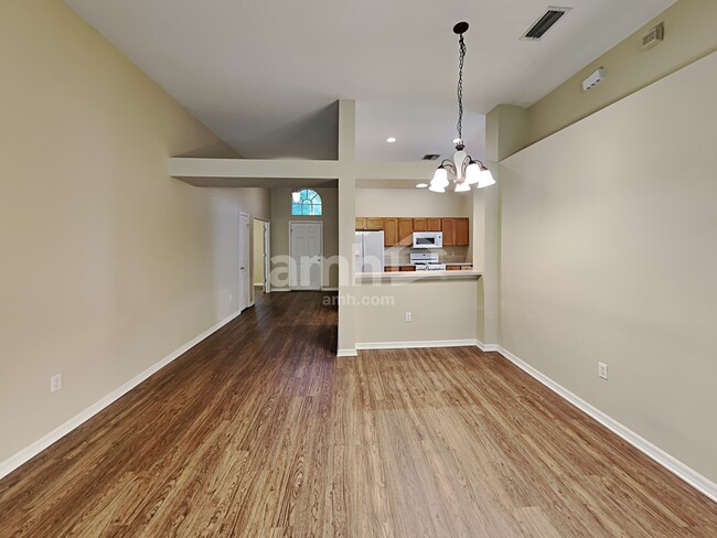 Foto del edificio - 15452 Osprey Glen Dr