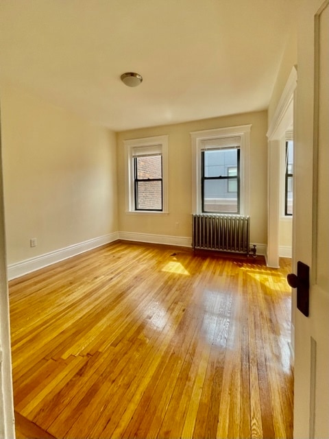 Building Photo - 27 Park Dr