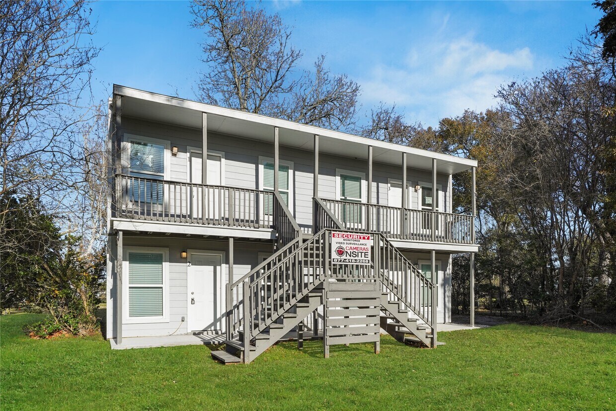 Foto principal - 819 Oak St