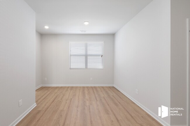 Foto del edificio - 33 Summit Pointe Ln