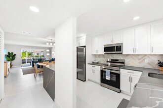 Building Photo - 1030 Sugar Sands Blvd