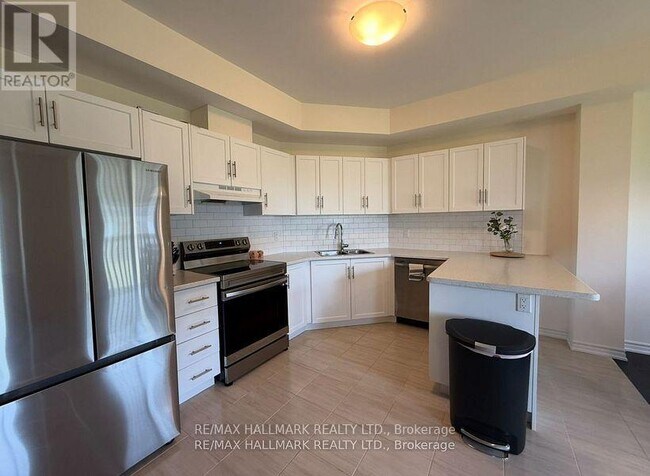 Building Photo - 151-151 Rosie St