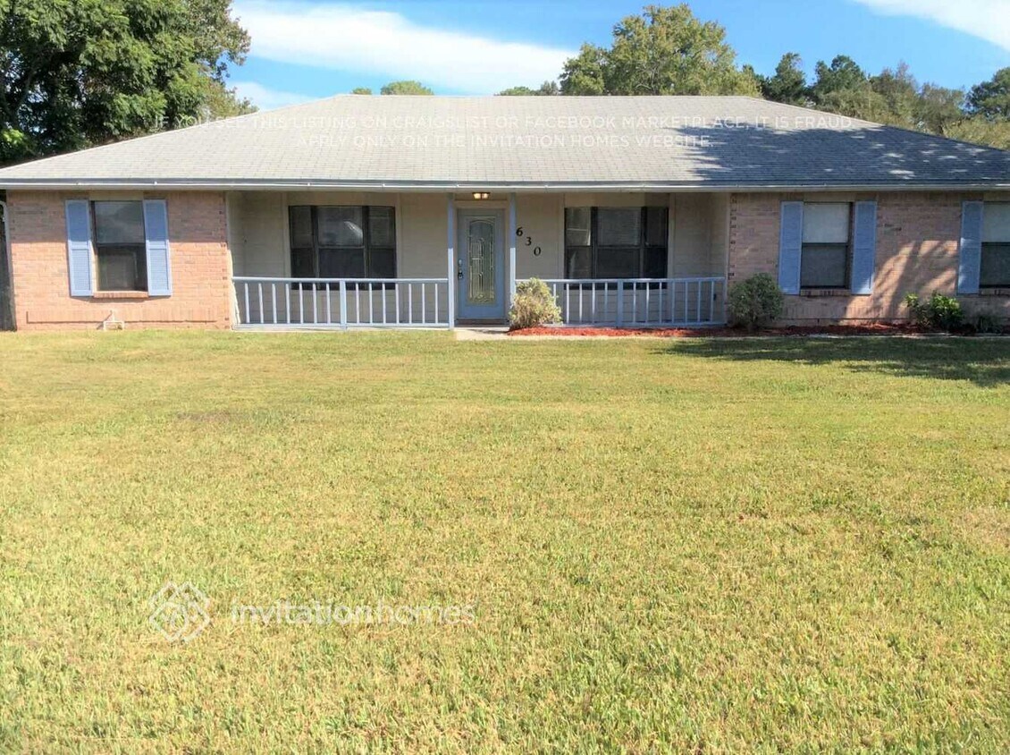 Foto principal - 630 Constitution Dr